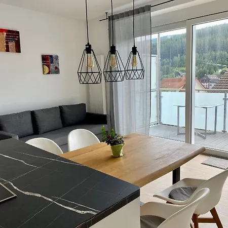 Exklusive 82 Qm Loftwohnung Mit Tiefgarage Und Sued-balkon Zentral