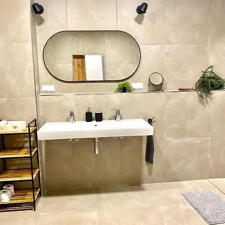 Apartamento Exklusive 82 Qm Loftwohnung Mit Tiefgarage Und Süd-balkon Zentral