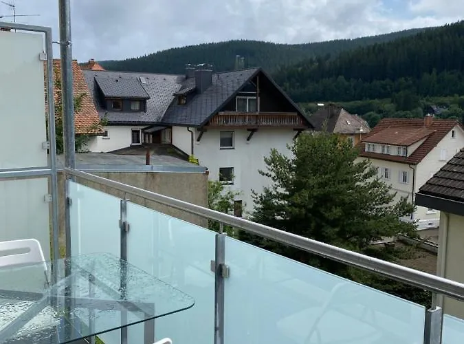 شقة Exklusive 82 Qm Loftwohnung Mit Tiefgarage Und Sued-balkon Zentral