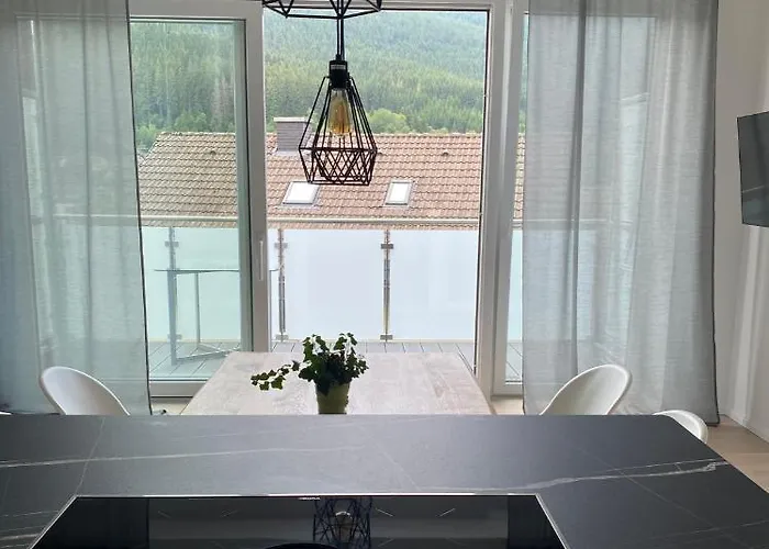 شقة Exklusive 82 Qm Loftwohnung Mit Tiefgarage Und Sued-balkon Zentral *